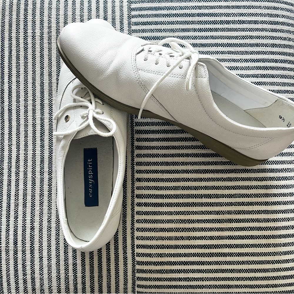 9.5 Easy Spirit ESMotion White Leather Oxford Shoe - Picture 2 of 9